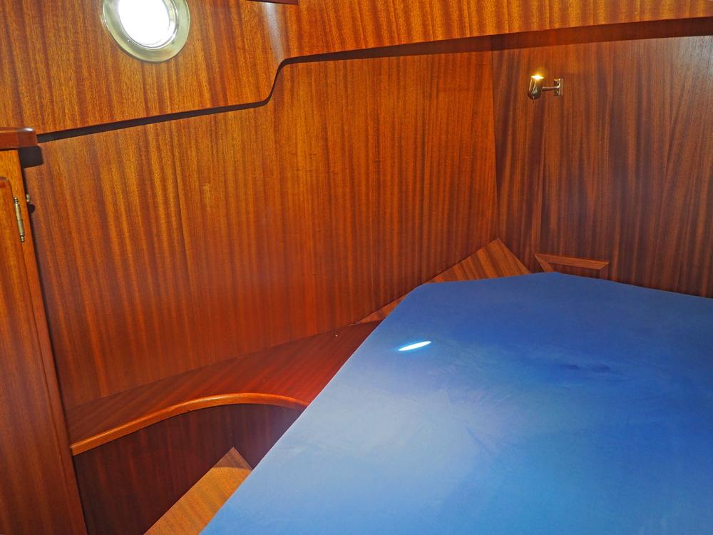 Cabin en avant, H&eacute;bergements